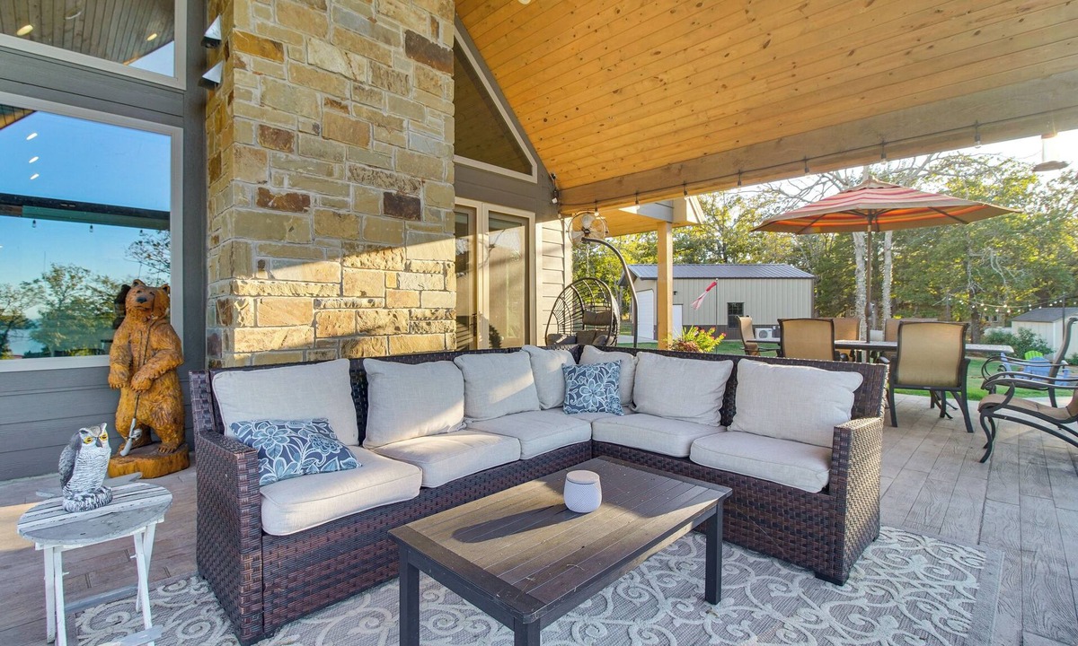Eufaula House | Upscale A-Frame Escape w/Lake Access in Quinton!