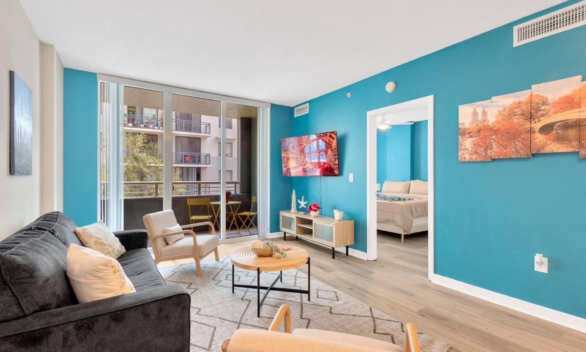 Channel District Apartment | Upscale Apartment In downtown Tampa