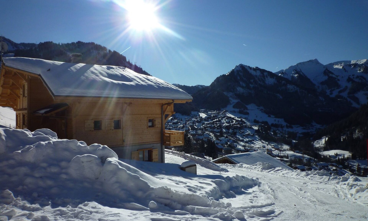 Chatel Ski Chalet | Upscale chalet not far from the ski slopes