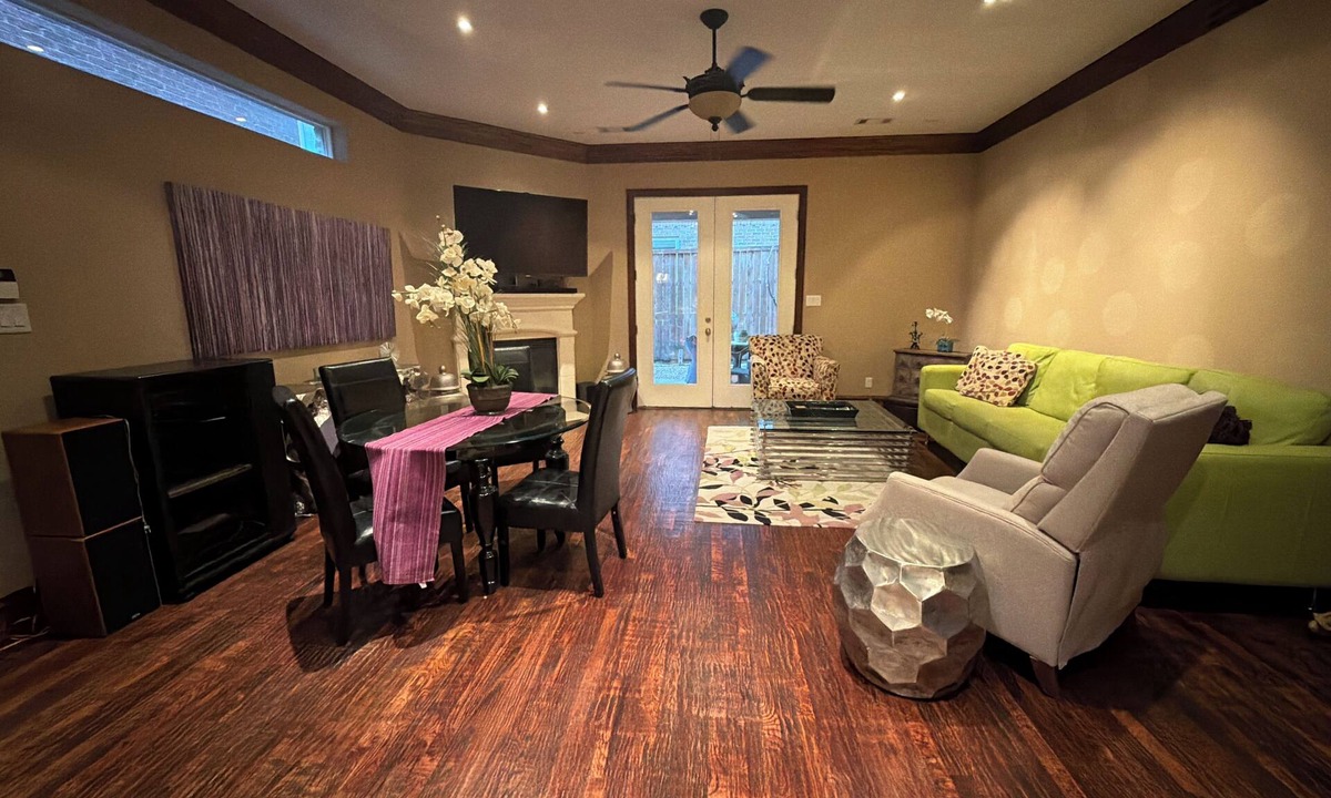 Oak Lawn House | Upscale Dallas Retreat Near AAC & AT&T Stadium near Dining, nightlife