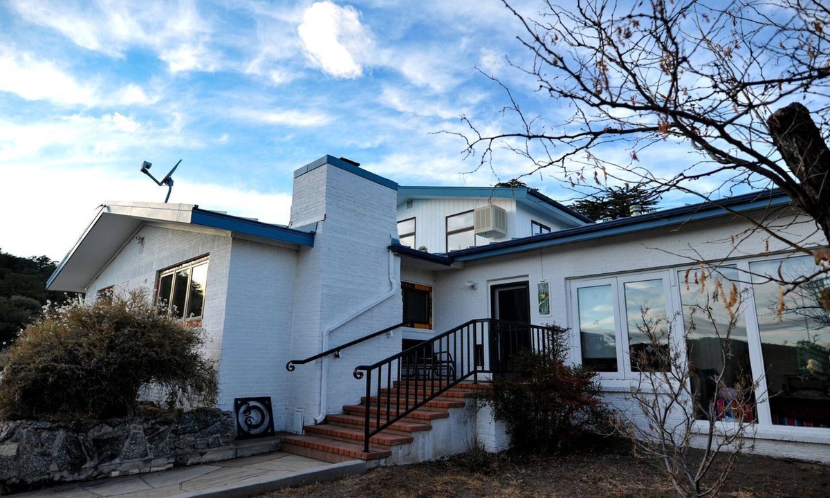 Tyrone Cottage | Upscale Family-Friendly Vacation Rental with Spectacular Desert Views in New Mexico