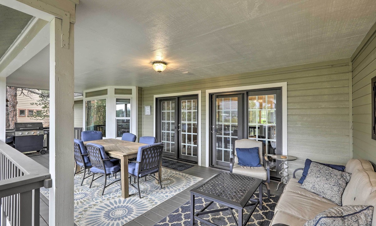Flagstaff House | Upscale Flagstaff Home w/Hot Tub & Mountain Views
