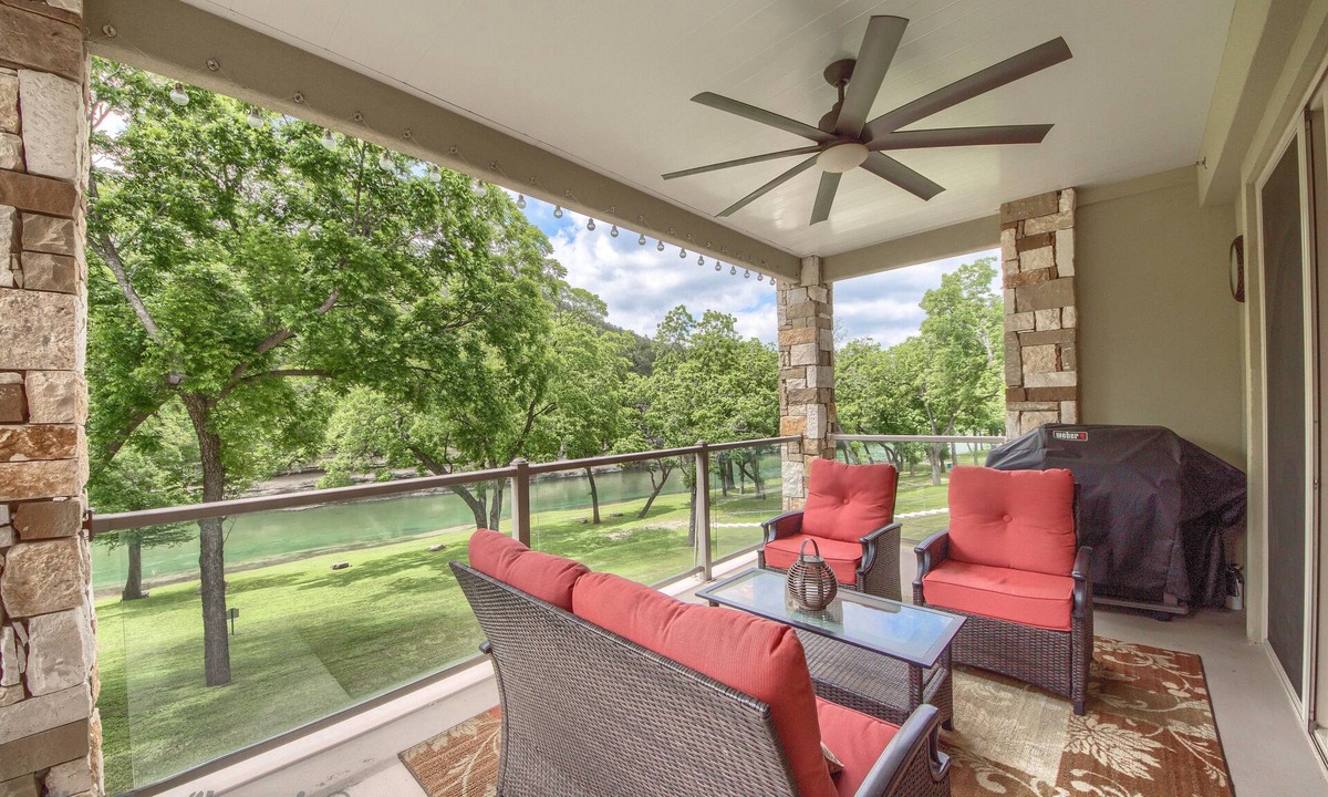 New Braunfels Condo | Upscale Guadalupe Riverfront with a pool and direct river access!