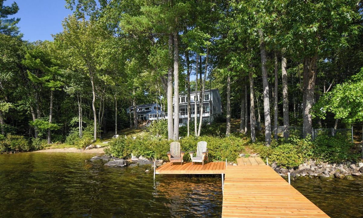 Harrison House | Upscale Lake House with Dock, Beach & Panoramic Views