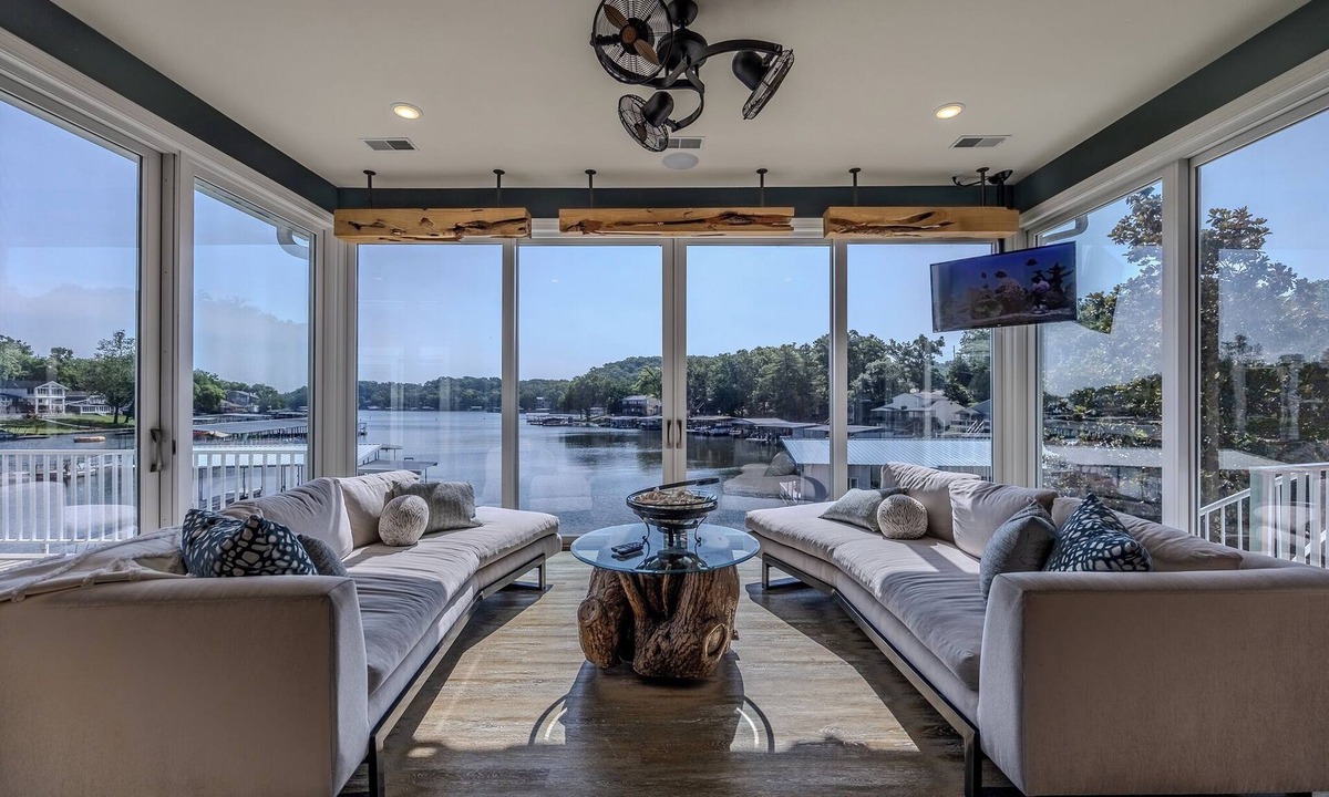 Lake Ozark House | Upscale Lakefront Luxury at Lake of the Ozarks - Private Dock, Quiet Cove