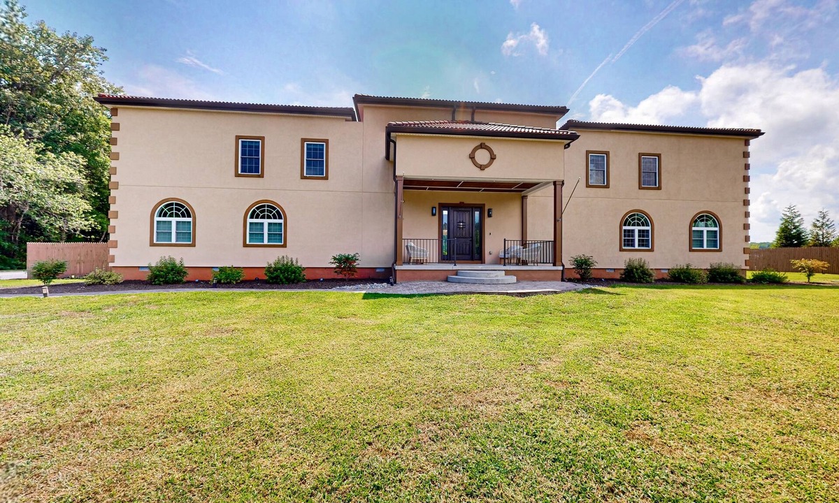 St. Martin House | Upscale paradise w/pool, game room, poolside kitchen, fire pit, A/C & free WiFi