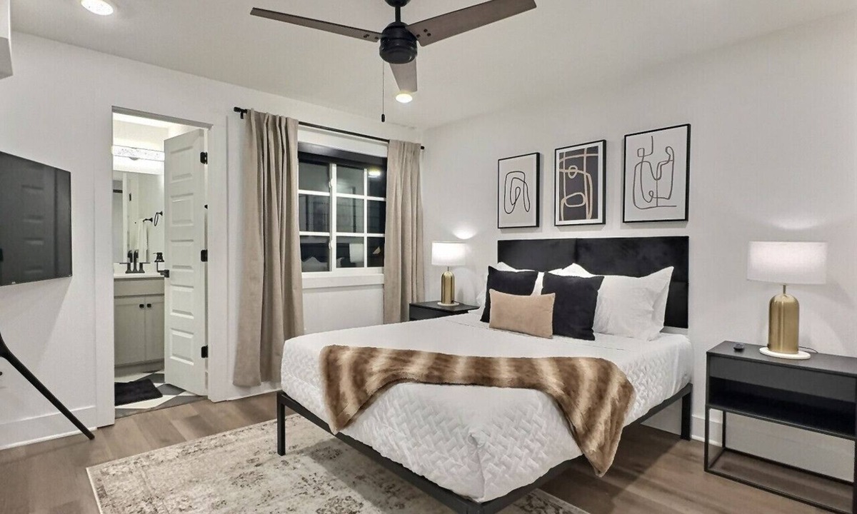 Redmont Park Apartment | Upscale suite w/pool & extra large balcony