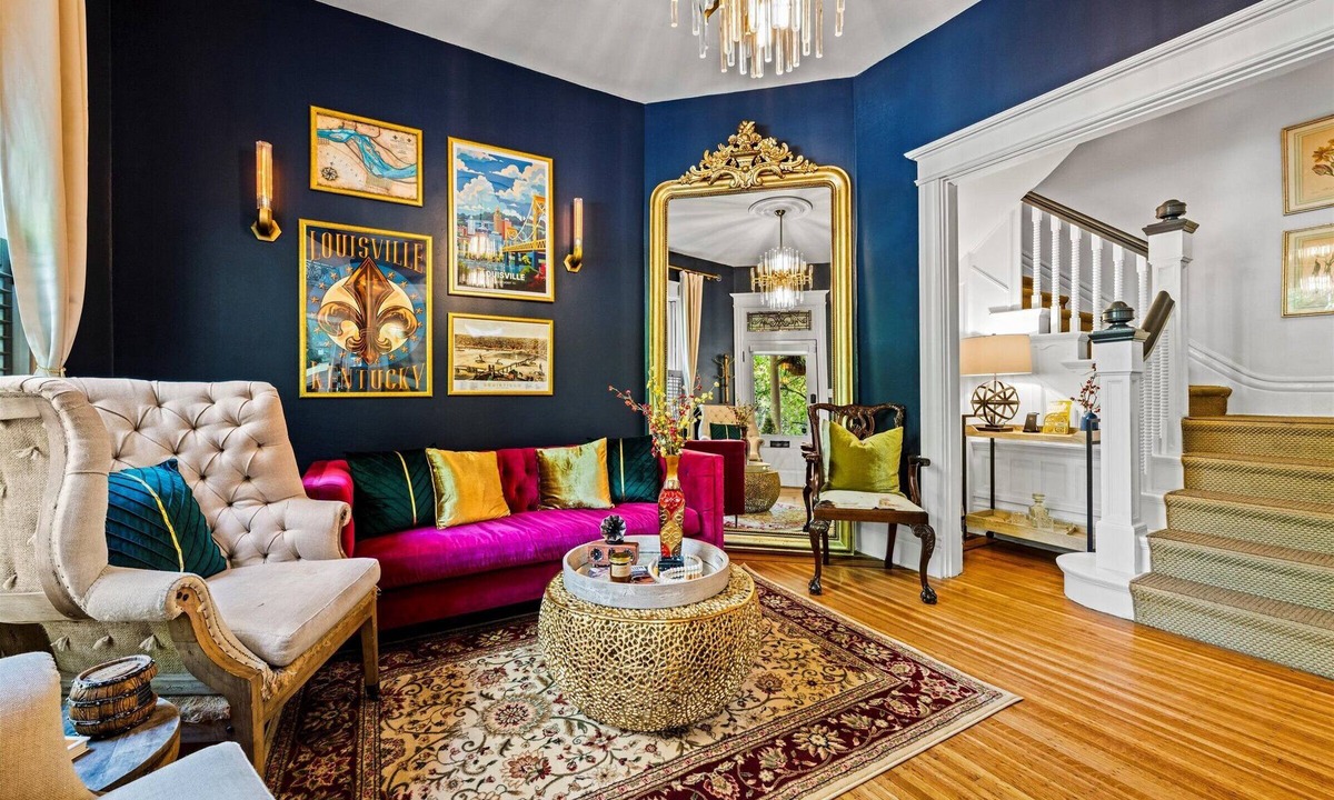 Old Louisville House | Upscale Victorian Retreat UL/Downtown HotTub Fireit Pool Speakeasy Lux Amenities