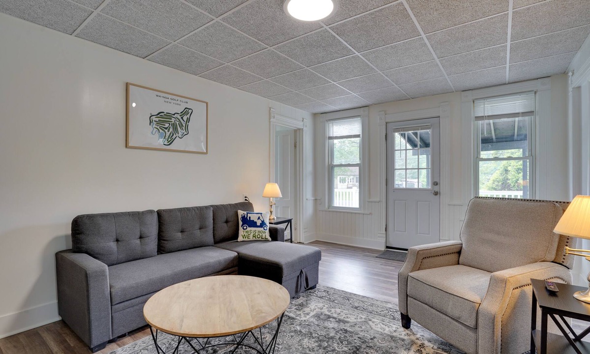 East Syracuse Apartment | Upstate New York Vacation Rental w/Hot Tub!