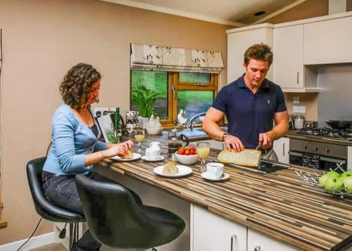 Westcott Resort | Upton Lakes Lodges