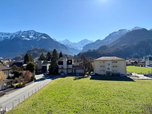 Unterseen Apartment | Uptown Apartments Interlaken free Parking