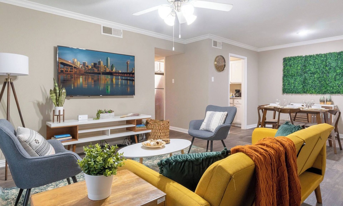 North Dallas Apartment | Urban Bohemian Hideaway Centrally Located