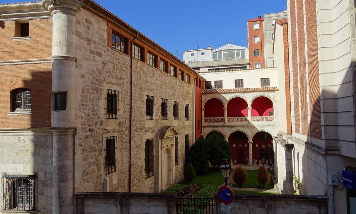 Burgos Hostel | Urban Burgos