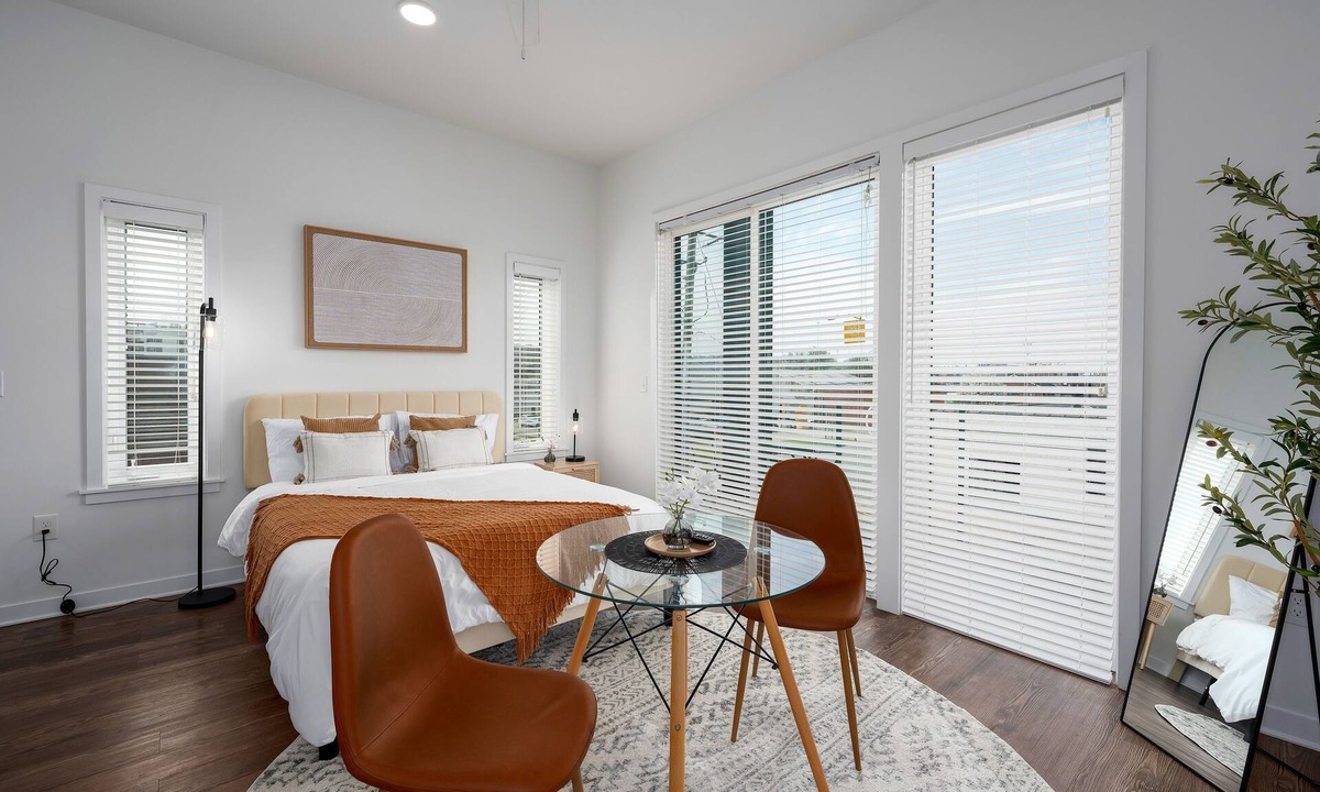 Avondale Apartment | Urban DT Chic Studio with Private Balcony!
