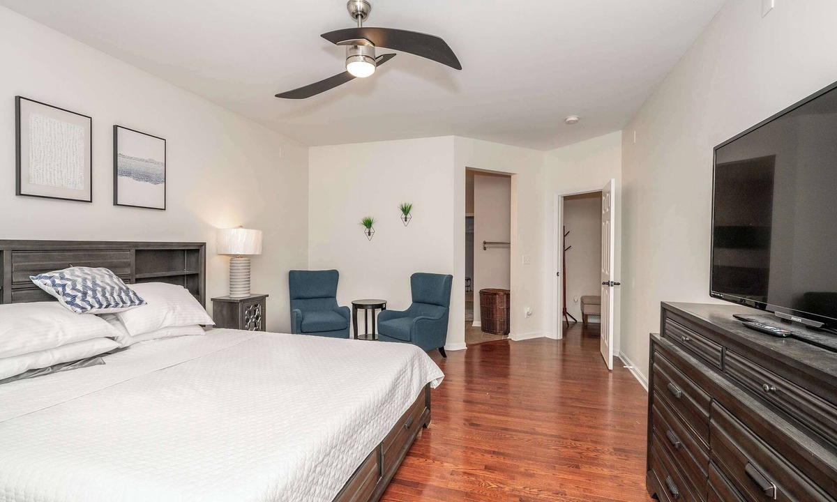 Northside House | Urban Escape Summary: