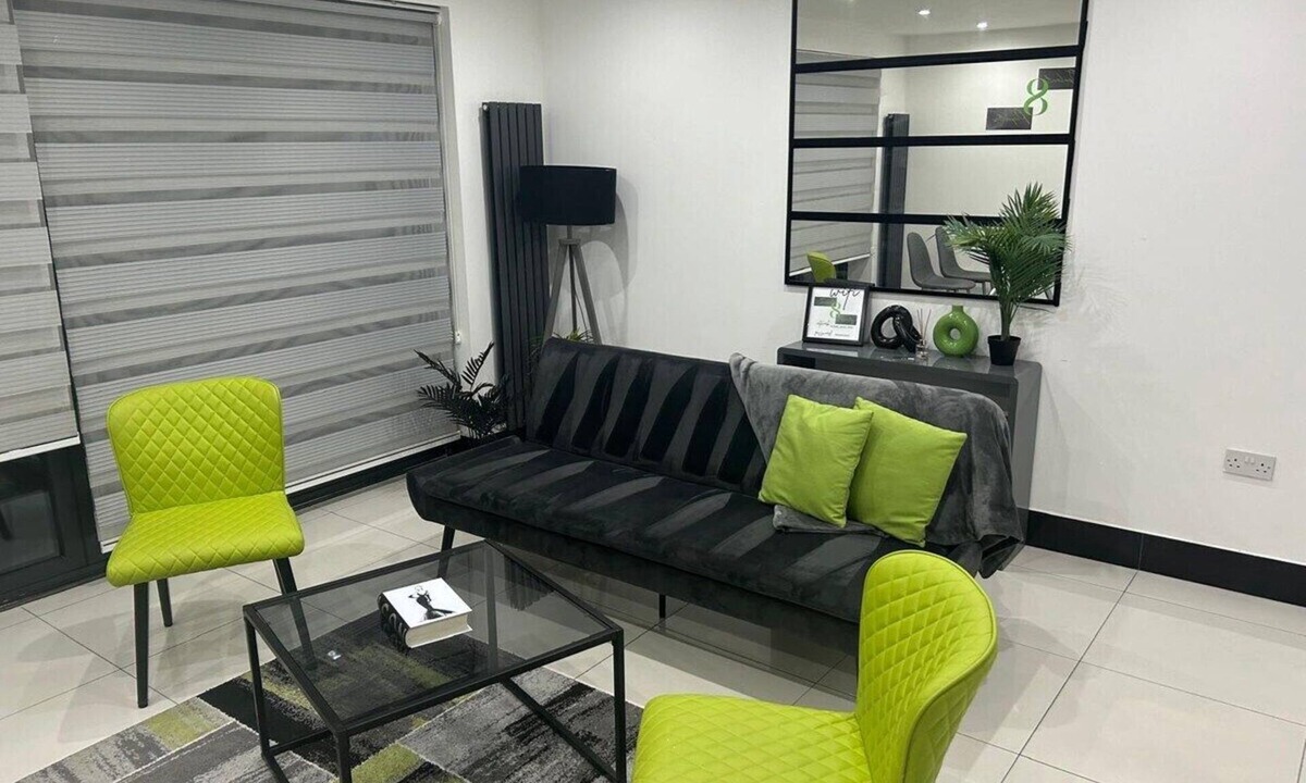 Selhurst Apartment | Urban Oasis, 2 Bed, Croydon, Sleeps 6