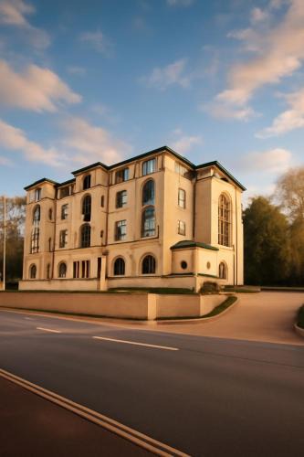 Billericay Apartment | Urban Oasis