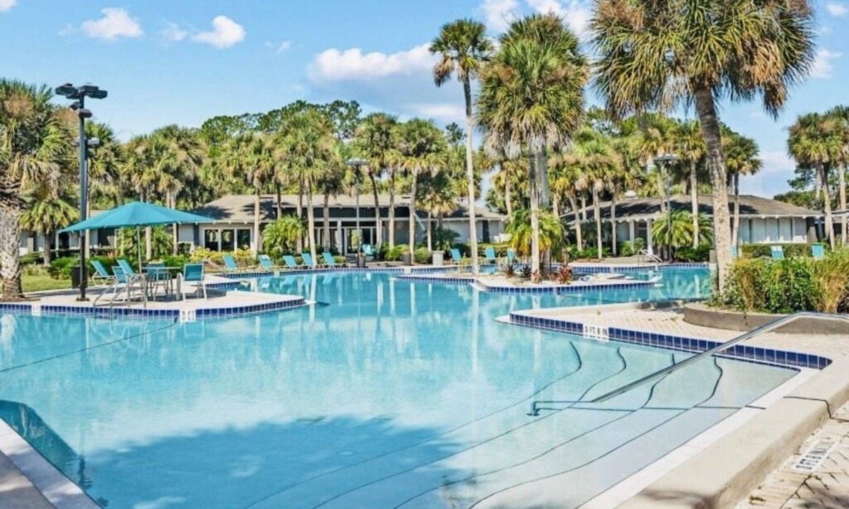 Baymeadows Apartment | Urban Oasis Getaway