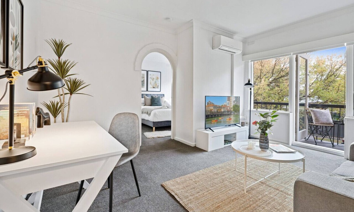Prahran Apartment | Urban Oasis @ Prahran