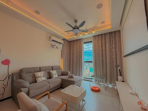 George Town Apartment | Urban Suites - Dolphin's Home