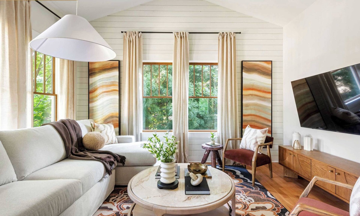 Poncey-Highland Apartment | Urbanchella Summary: