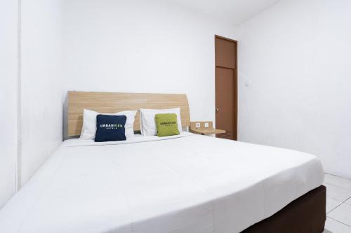 Samarinda Hotel | Urbanview Hotel Cozy Samarinda by RedDoorz