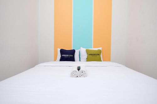 Depok Hotel | Urbanview Hotel Simple near Pakuwon Mall Jogja