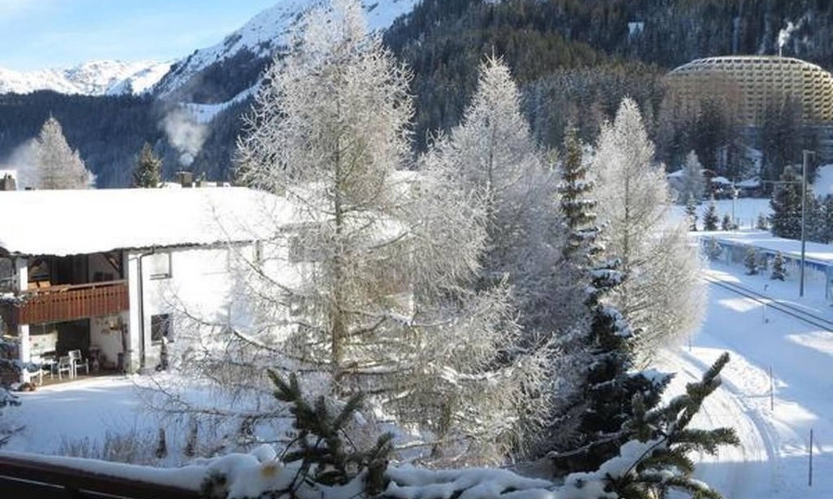 Davos-Dorf Apartment | Urlaubstage in Davos by Interhome
