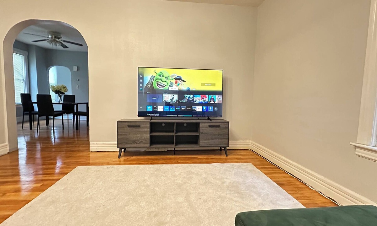 Utica Apartment | Utica 3b/1b apartment