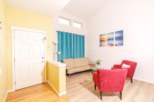 Bonney Lake Villa | Uttopia Luxury Stay - Lake Tapps