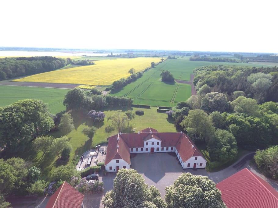 Toreby Apartment | Værelse ved Nykøbing F.