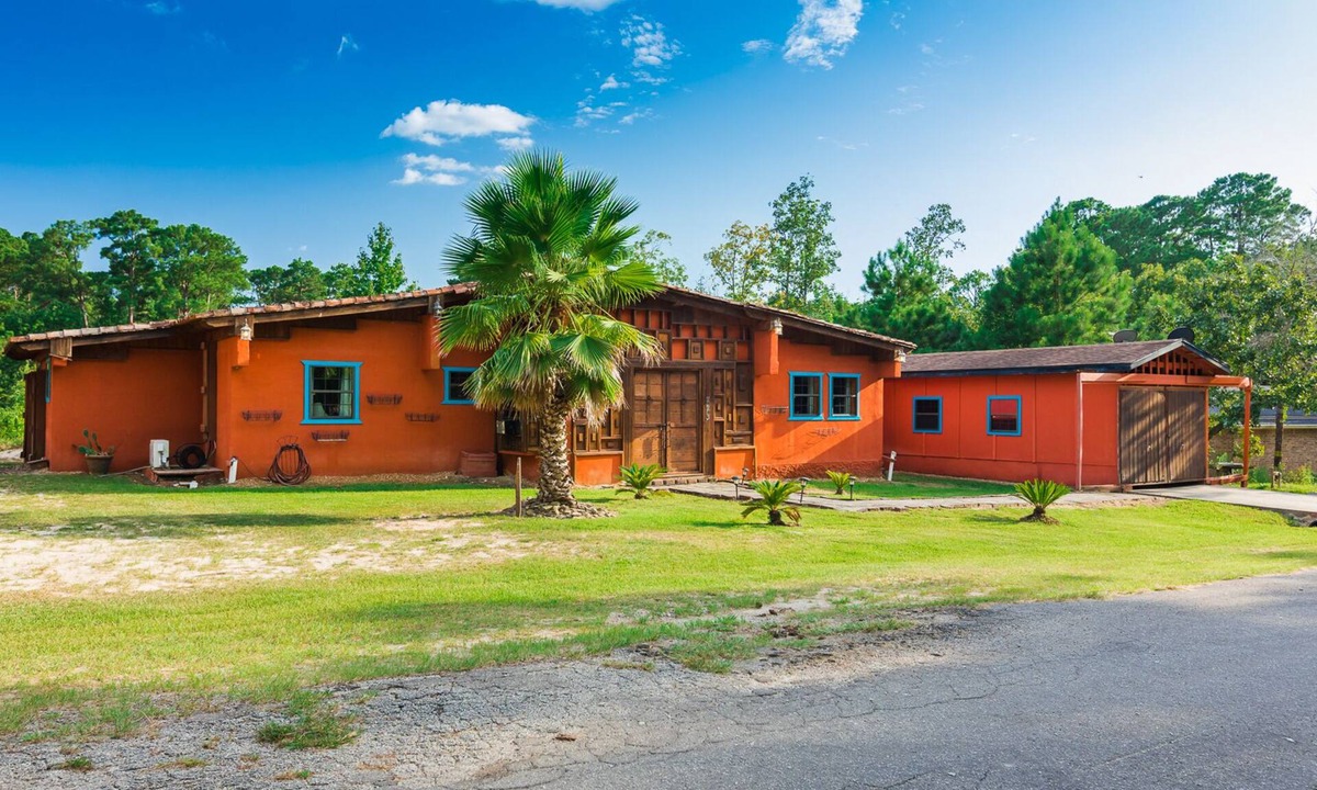 Brookeland House | V#1 Beautiful Villa in Sam Rayburn-best value, lots of parking, 7-9 guests