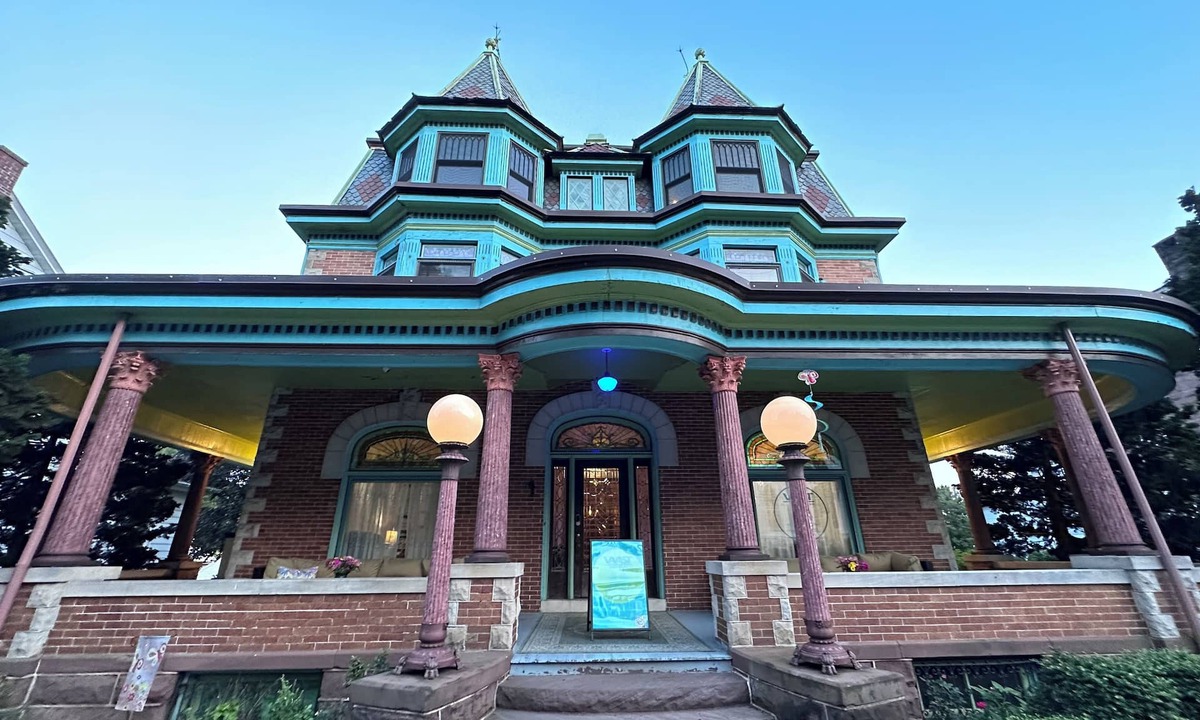 Adamstown Bed & Breakfast | VAAST Bed & Breakfast