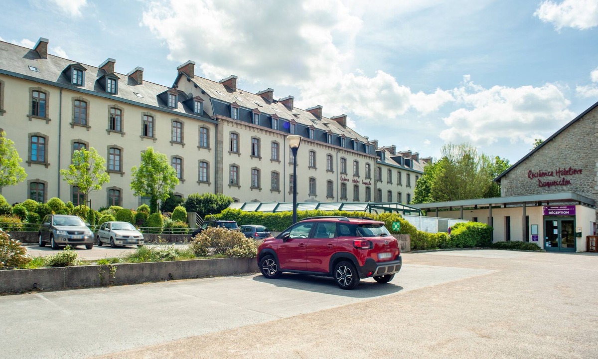 Dinan House | Vacancéole - Dinan Duguesclin