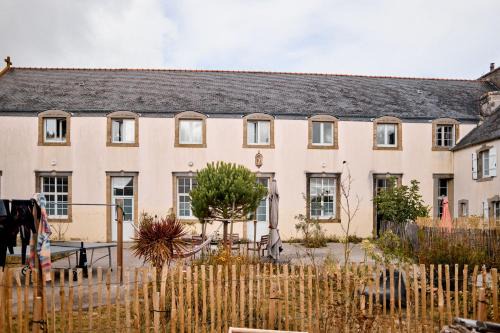 Cleden-Cap-Sizun Apartment | Vacances à l'école !