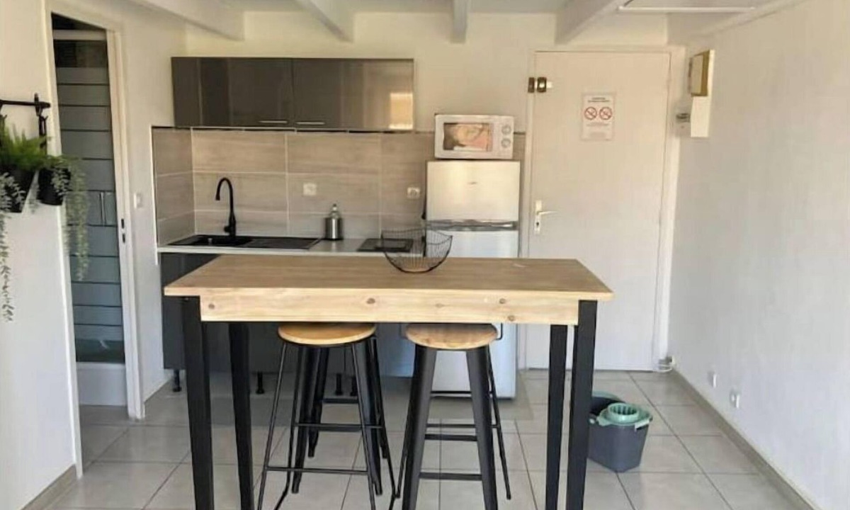 Foulquines Apartment | Vacation apartment by the sea