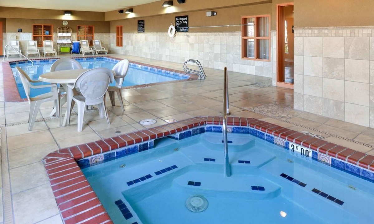Westside Hotel | Vacation At its Finest! 2 Relaxing Units, Indoor Pool, Pet-Friendly Property!