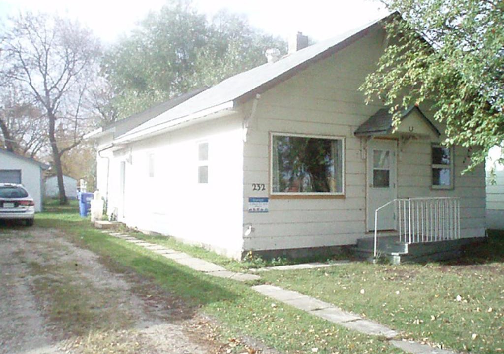 Canora House | Vacation Cottage