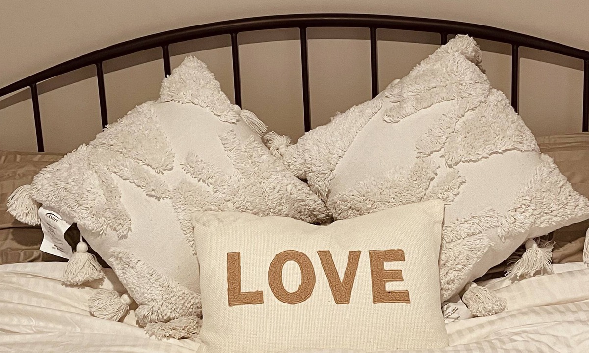 Downtown Austin Condo | Vacation Downtown Austin with hot tub