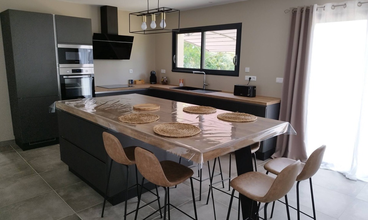 Vouneuil-sous-Biard House | Vacation home in Poitiers, near FUTUROSCOPE