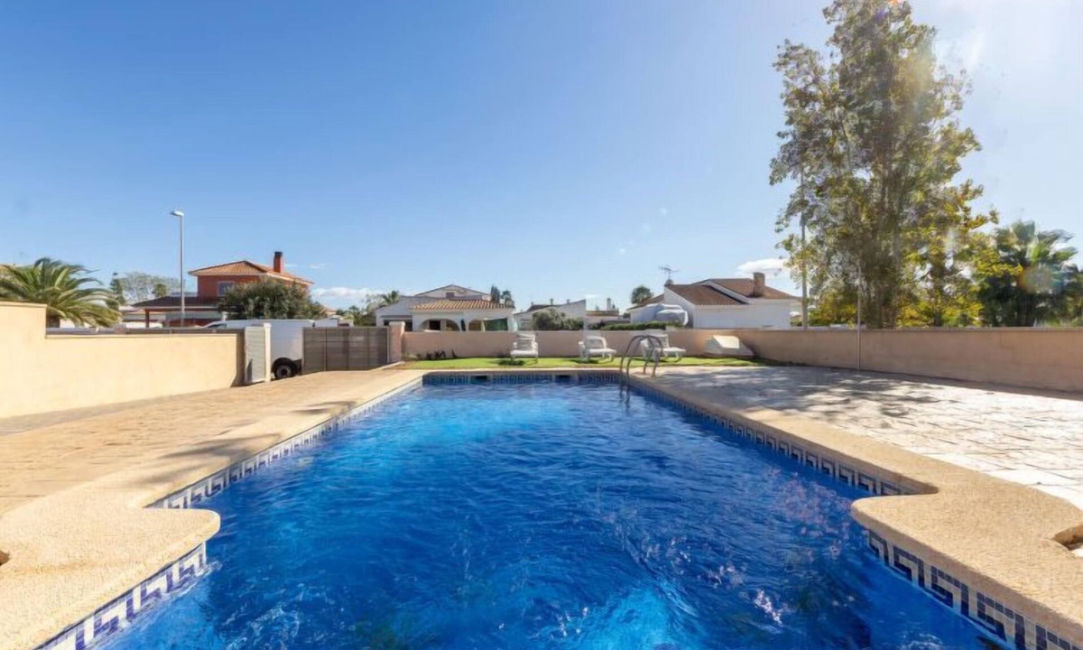 Riumar House | Vacation home Alex by Interhome