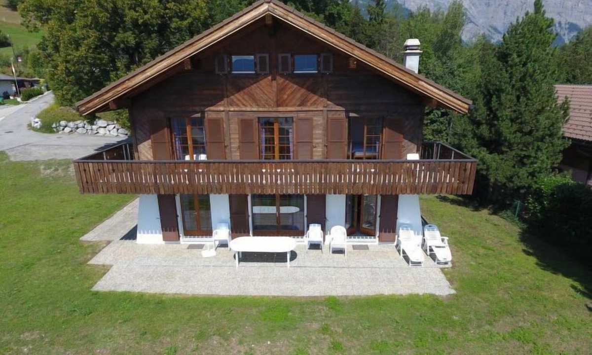 Ovronnaz House | Vacation home Arche by Interhome