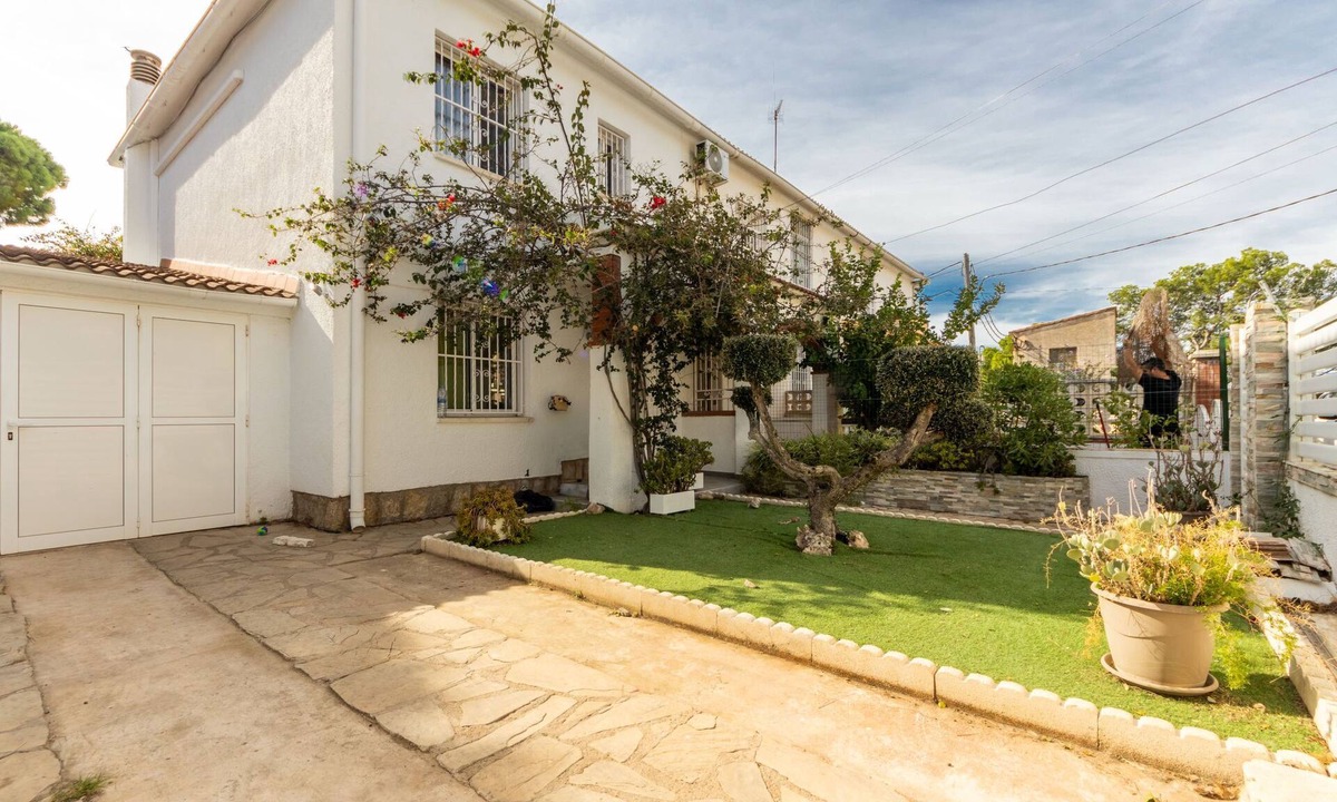 Cambrils House | Vacation home Aries by Interhome
