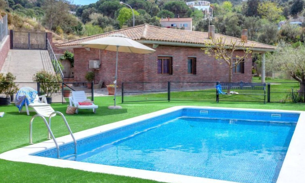 Lloret Blau House | Vacation home Astral by Interhome