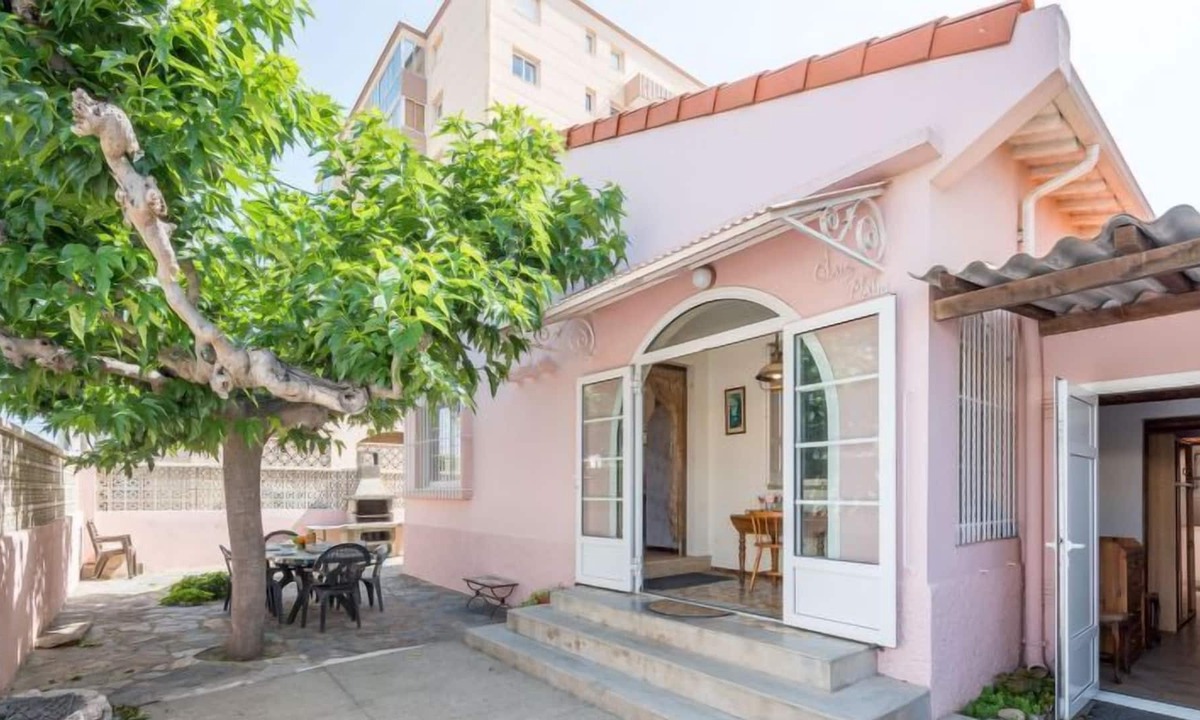 Mediterranee House | Vacation home Canétoise Tixador in Canet-Plage - 10 persons, 5 bedrooms