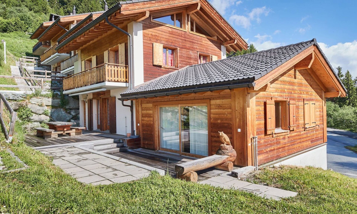 Vex House | Vacation home Hiboux by Interhome