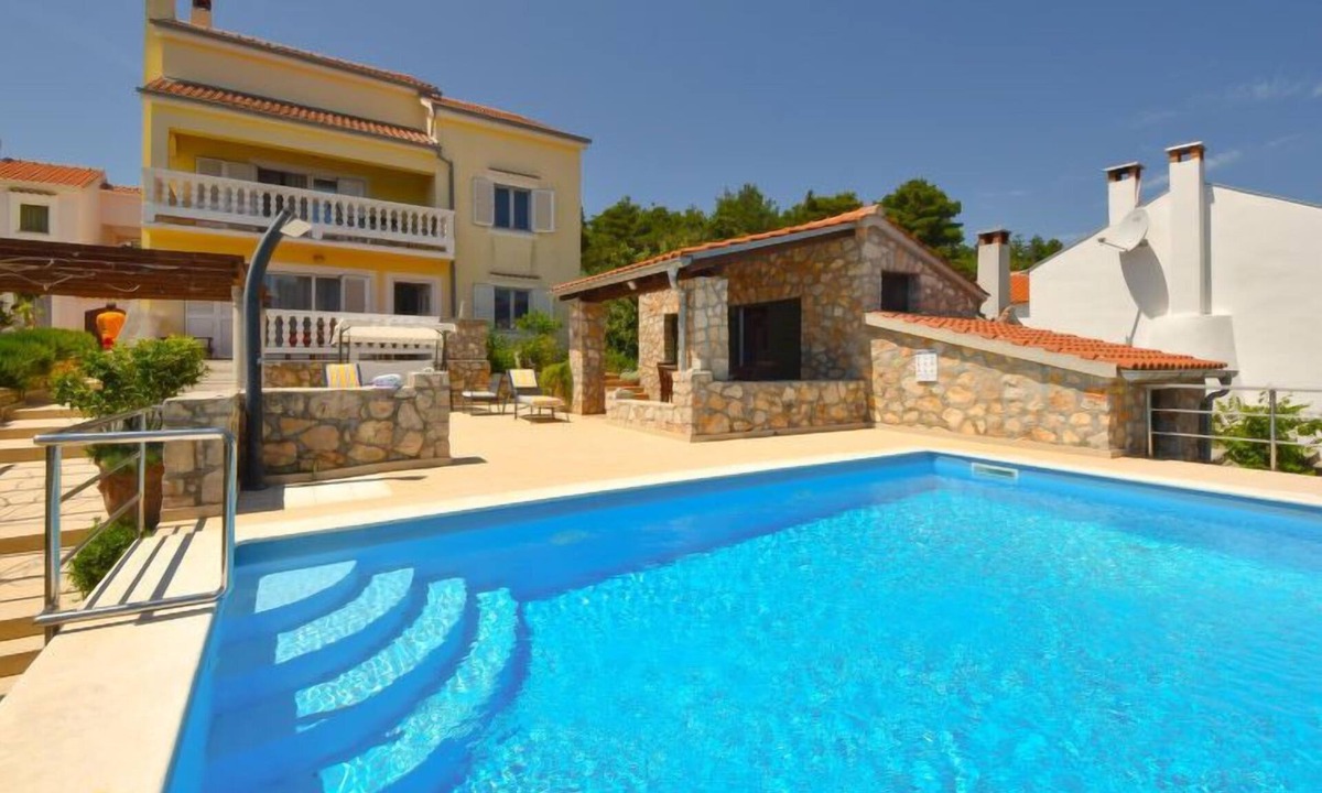 Mali Iz House | Vacation home Cici by Interhome