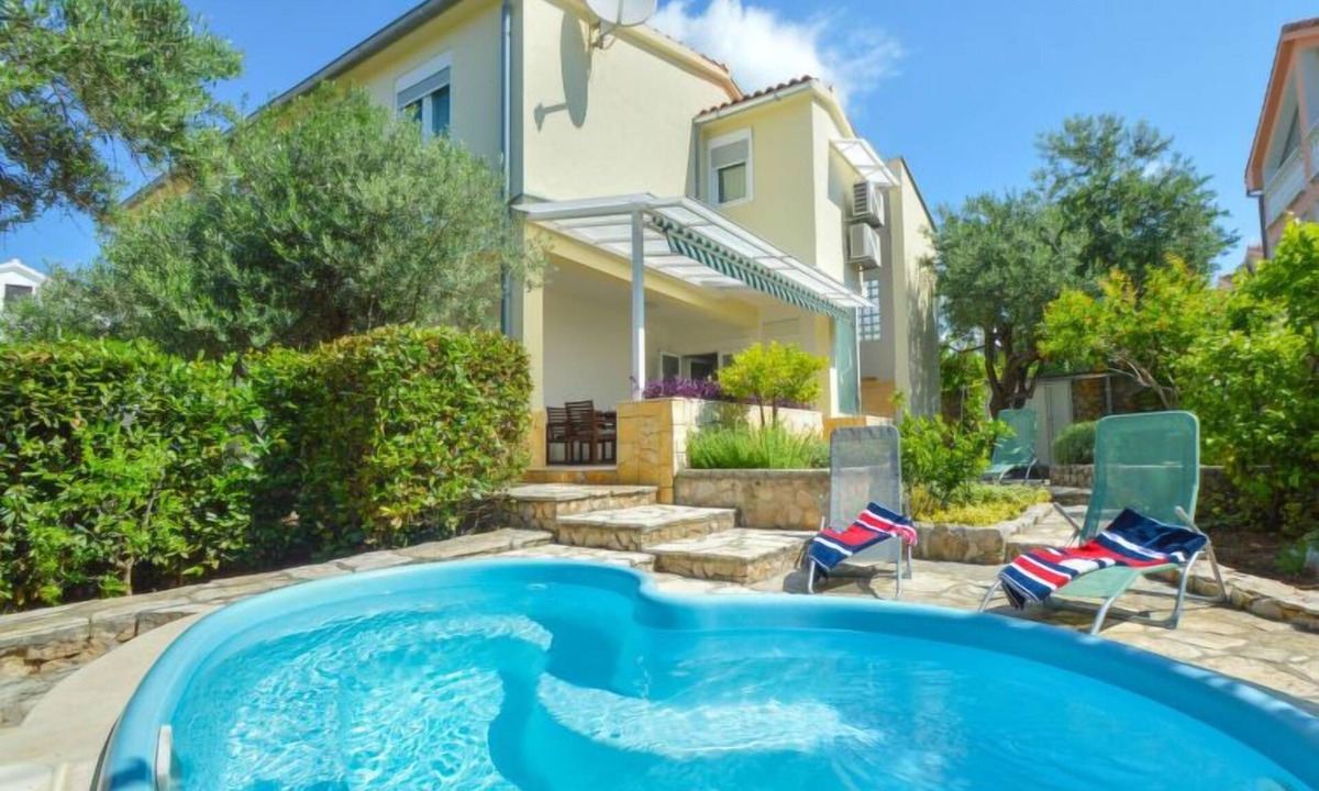 Tribunj House | Vacation home Darena by Interhome