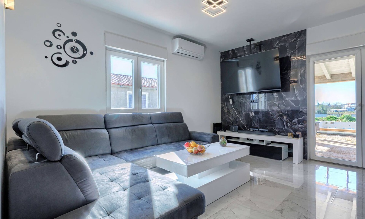 Skatari House | Vacation home Damir by Interhome
