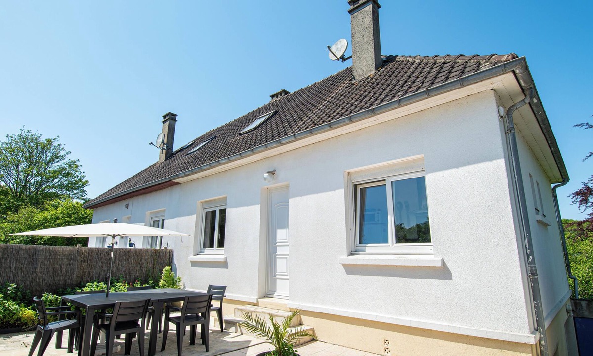 Sainte-Honorine-des-Pertes House | Vacation home in Normandy